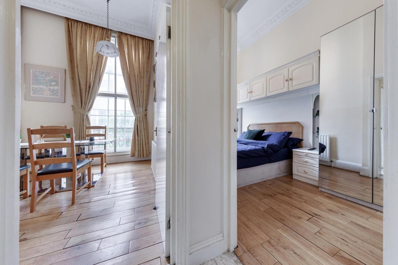 דירות לונדון Flat In Baker Street מראה חיצוני תמונה