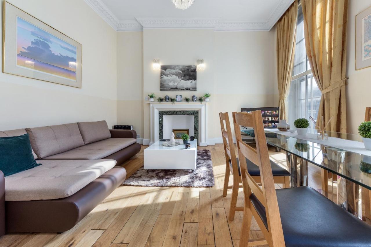 דירות לונדון Flat In Baker Street מראה חיצוני תמונה